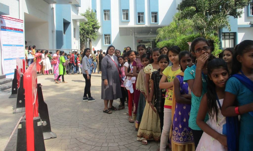 Educational Trip for Sahayini Outreach Children to Zoo and Museum