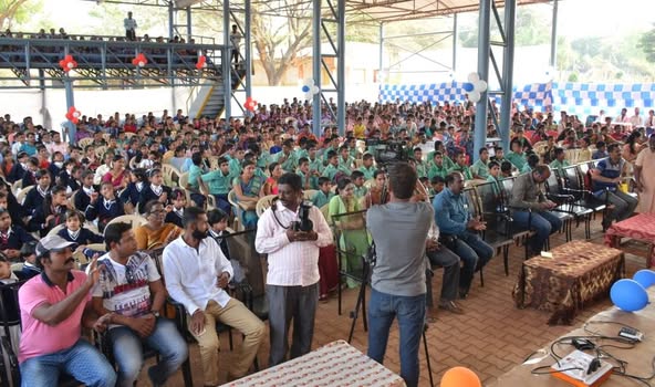 Anmol Dhamaka 2018 Annual Event for 850 Children