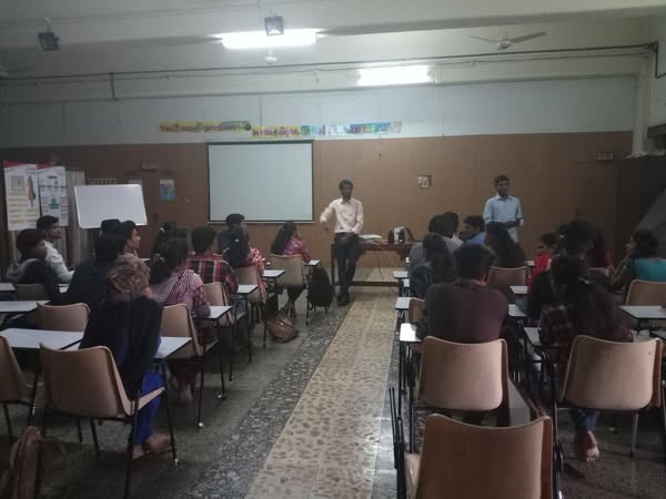 Seminar on Career Motivation for ITES and Web-Designing Students