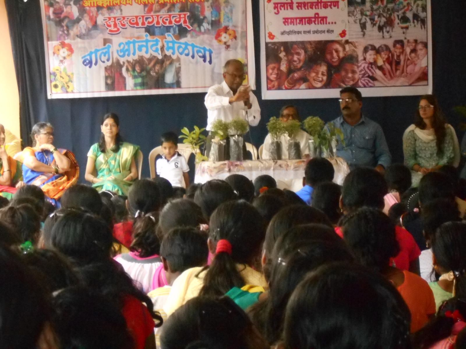 Children’s Day and World Day of the Poor Celebration in Oros