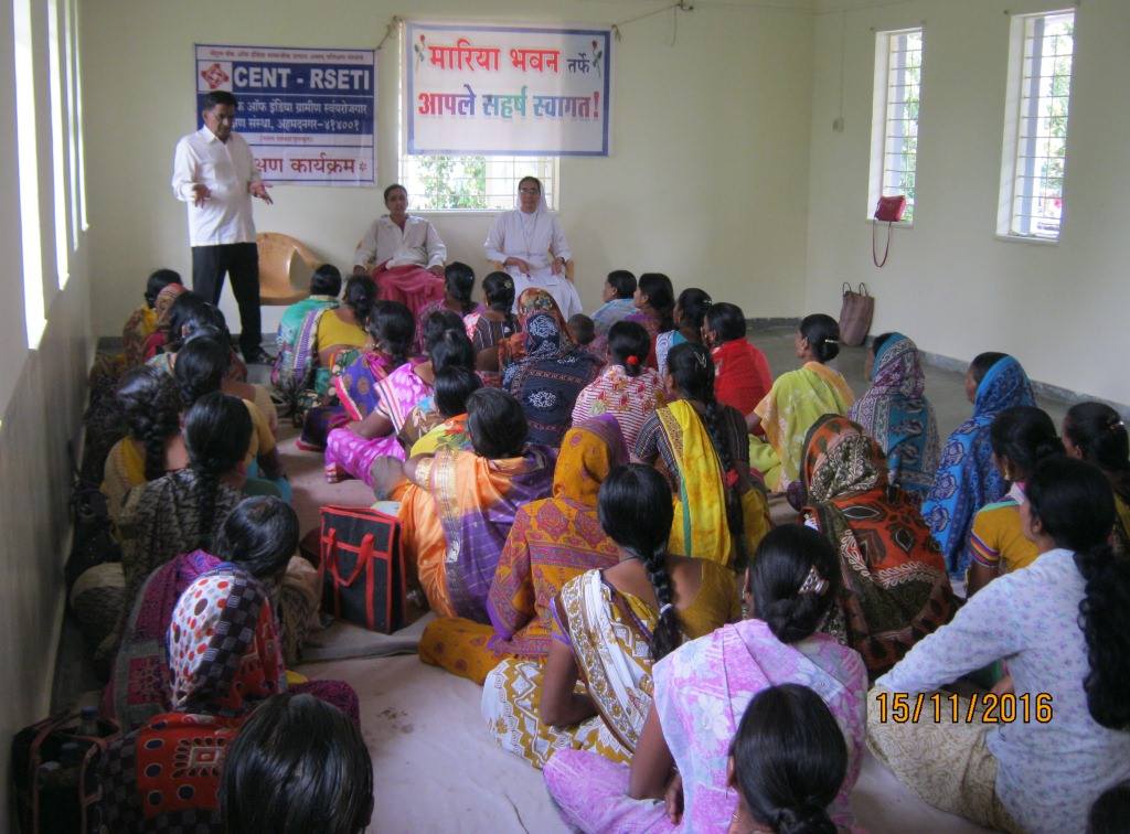 Children’s day and self-employment workshops at Maria Bhavan, Bableshwar