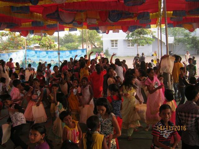 Children’s day and self-employment workshops at Maria Bhavan, Bableshwar