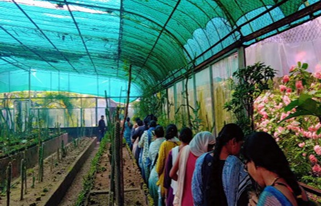 Training on WaSH, Digital Wellness & Exposure visit to the Farm